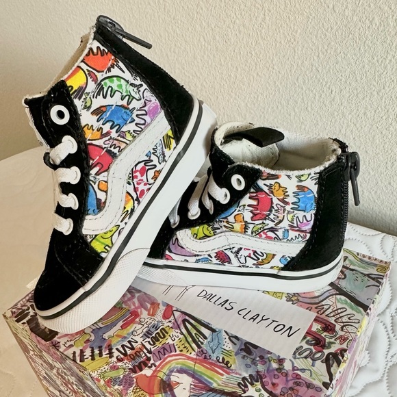 Vans Dallas Clayton Unicorn Sk8-Hi Zip Sneaker - Picture 8 of 16